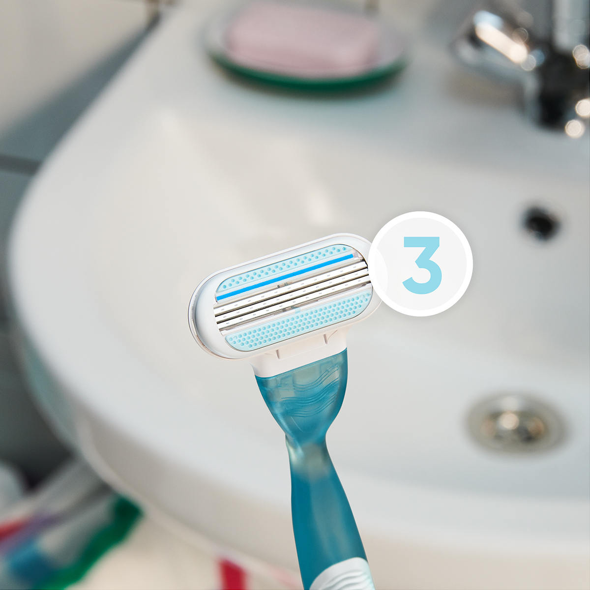 Venus Smooth Сменные кассеты 4шт от Gillette + 8