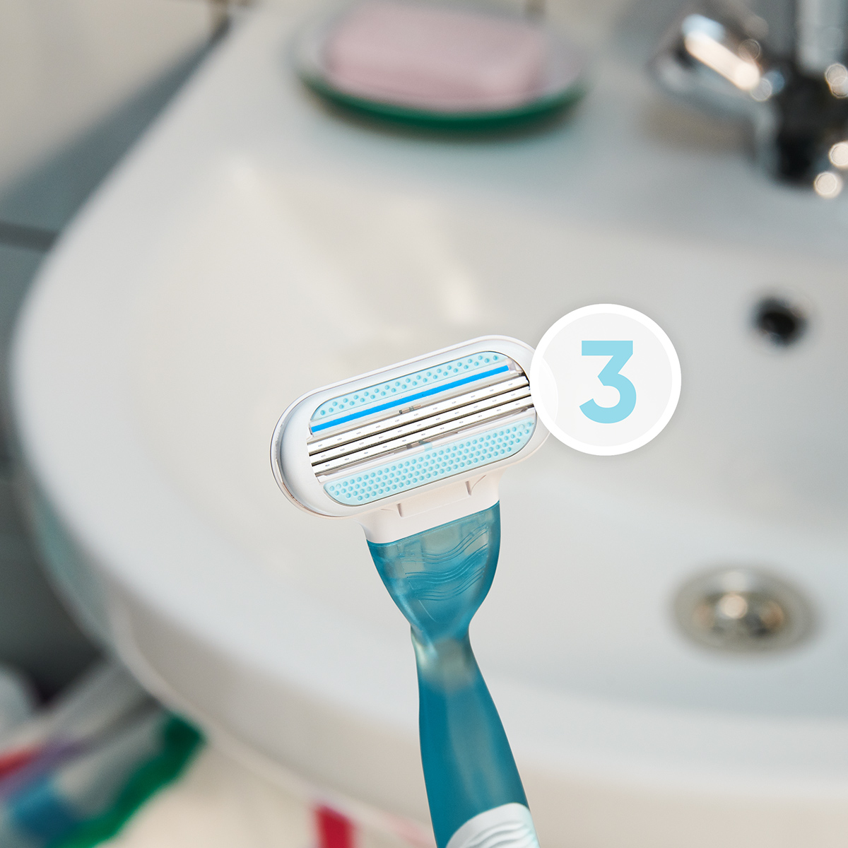 Сменные кассеты Venus Smooth 2шт от Gillette + 4