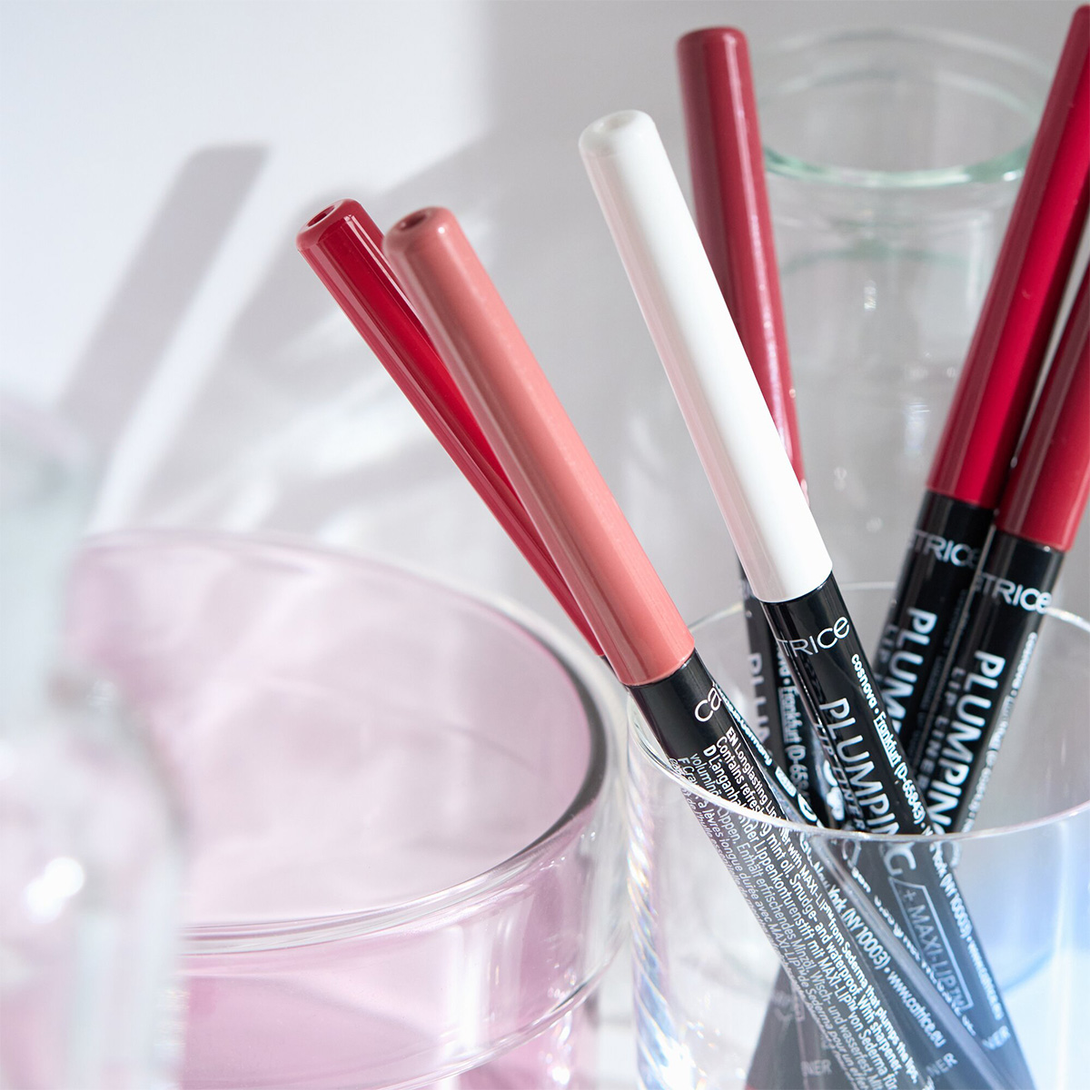 Карандаш для губ Plumping Lip Liner, тон 170 Chocolate Lover от Catrice + 11