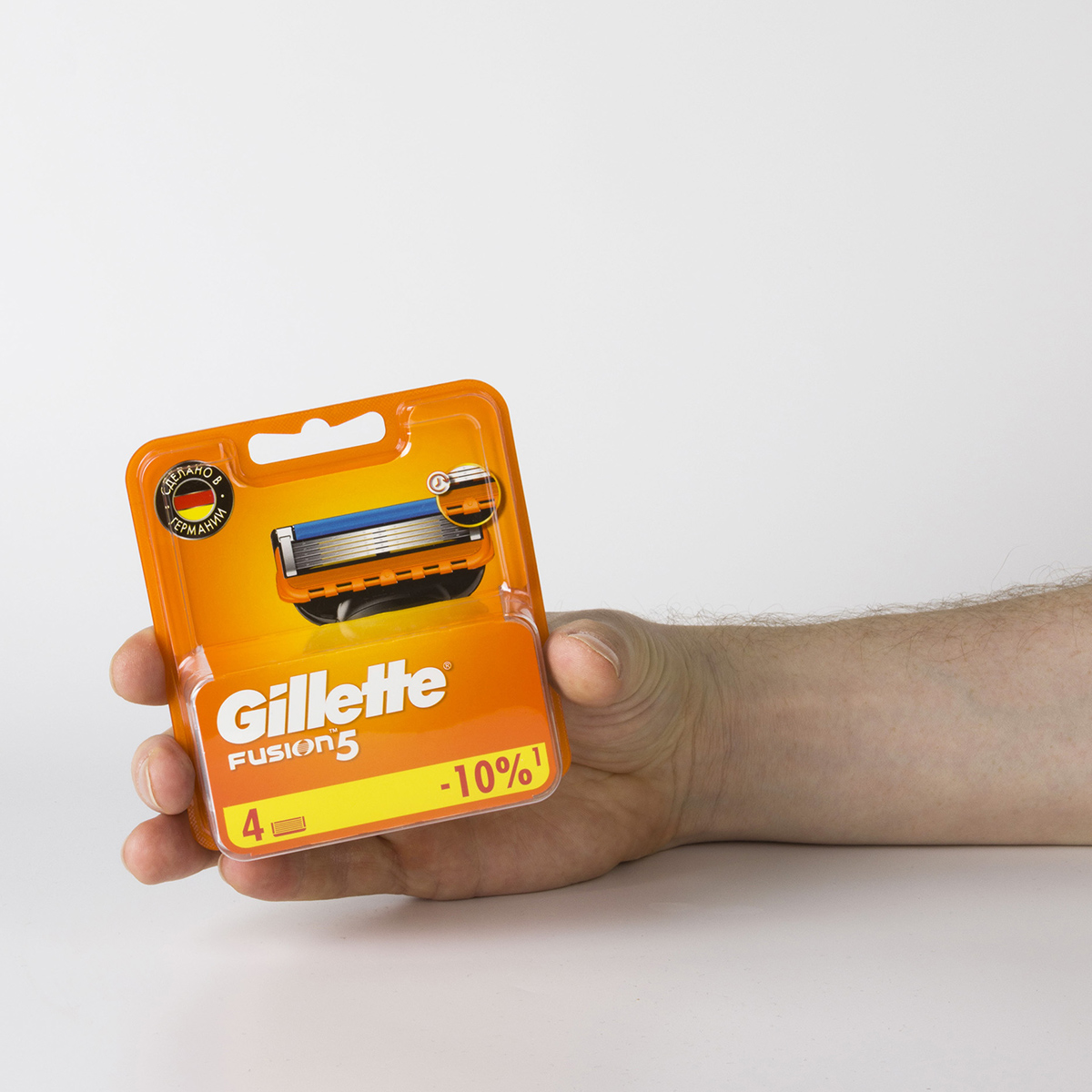 Сменные кассеты Fusion5 4шт от Gillette + 4