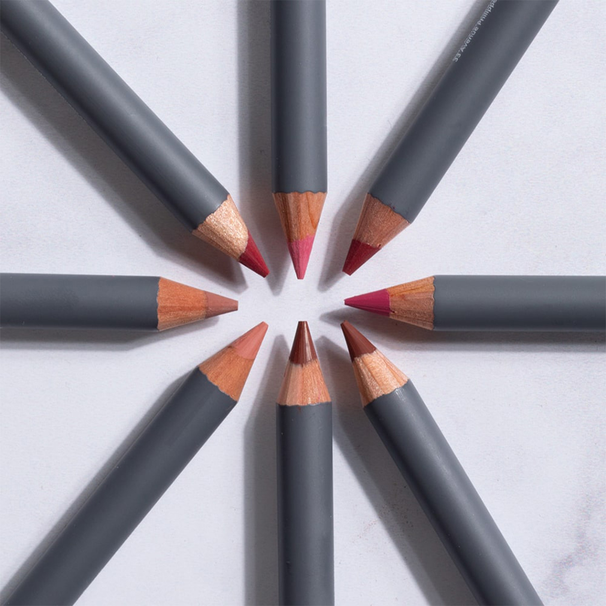 Карандаш для губ Lipliner Pencil, тон 01 peach nude от Alix Avien Paris + 4